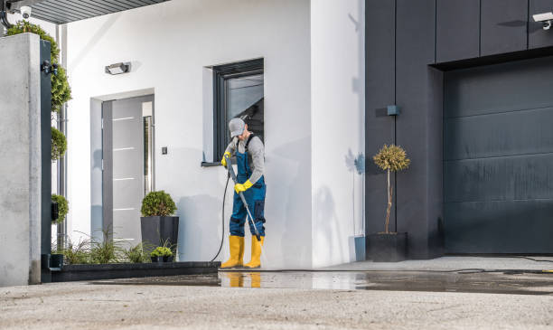 Best Pool Deck Cleaning  in California, MD